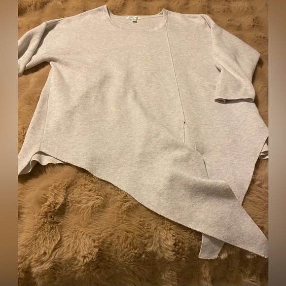 89th & Madison side tie Sweater - Picture 1 of 4